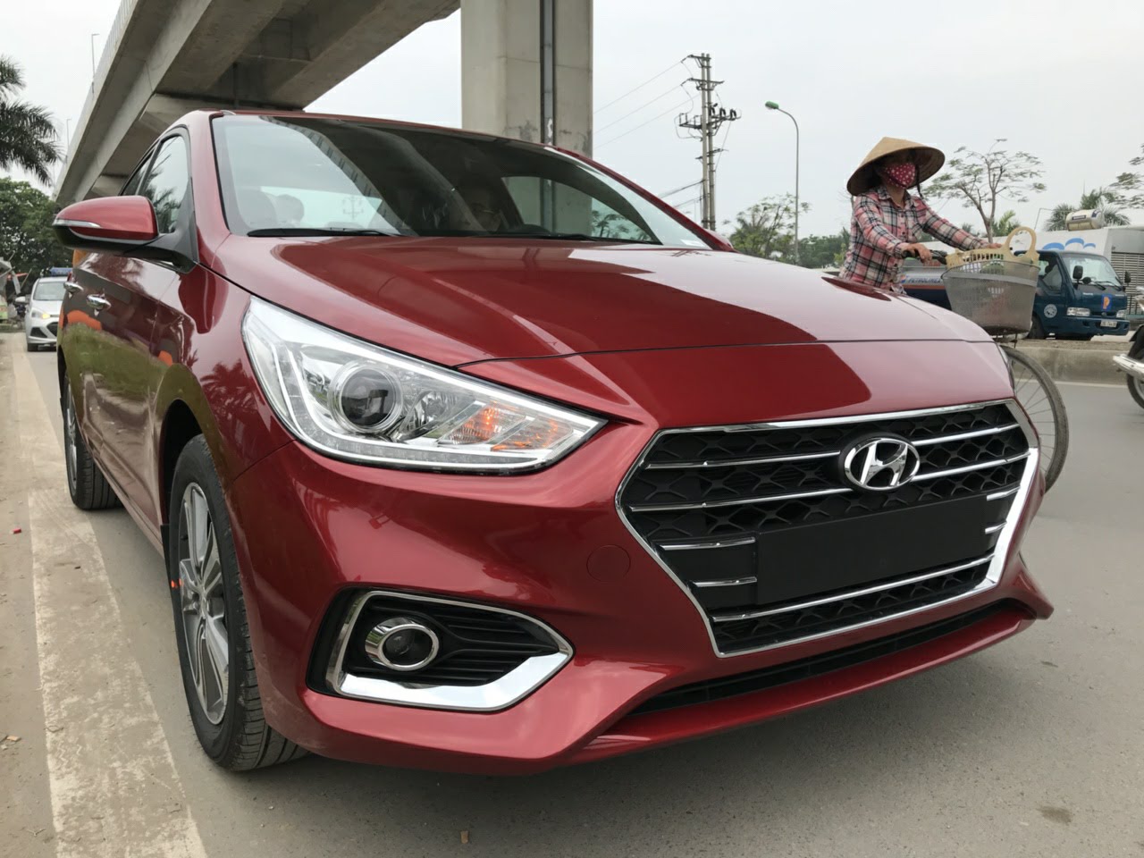 Huyndai Accent 2018 phi&ecirc;n bản lắp r&aacute;p c&oacute; g&igrave; cuốn h&uacute;t?