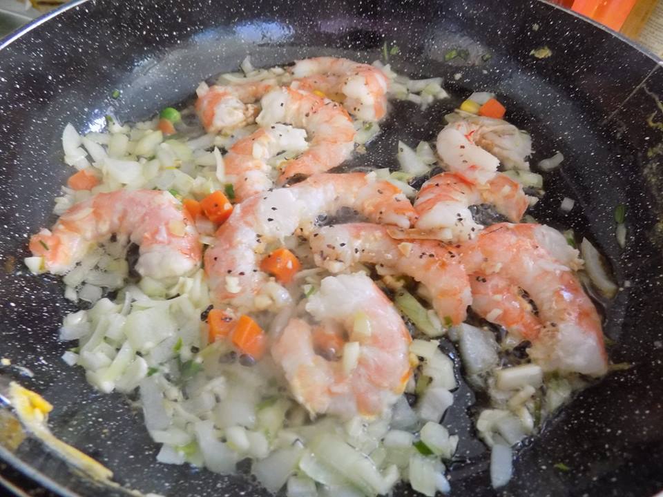 C&aacute;ch l&agrave;m cơm chi&ecirc;n dứa tại nh&agrave; si&ecirc;u ngon 
