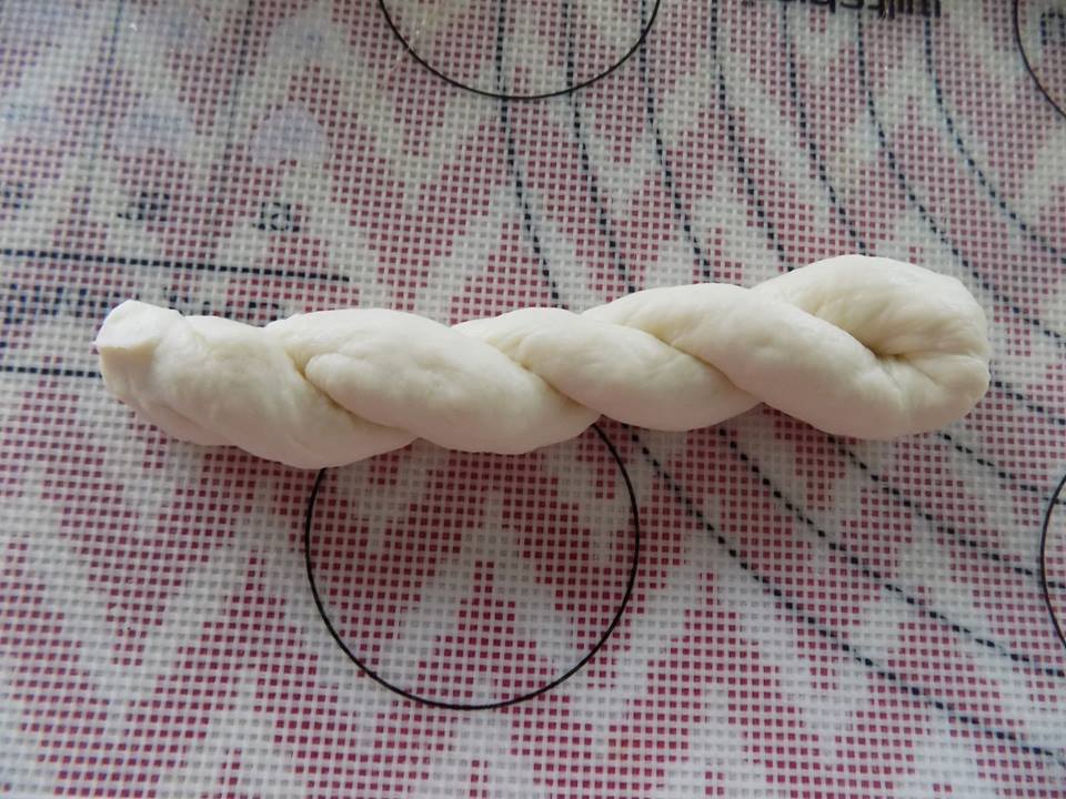 &lsquo;Bỏ t&uacute;i&rsquo; ngay c&aacute;ch l&agrave;m b&aacute;nh quẩy gi&ograve;n tan tại nh&agrave;