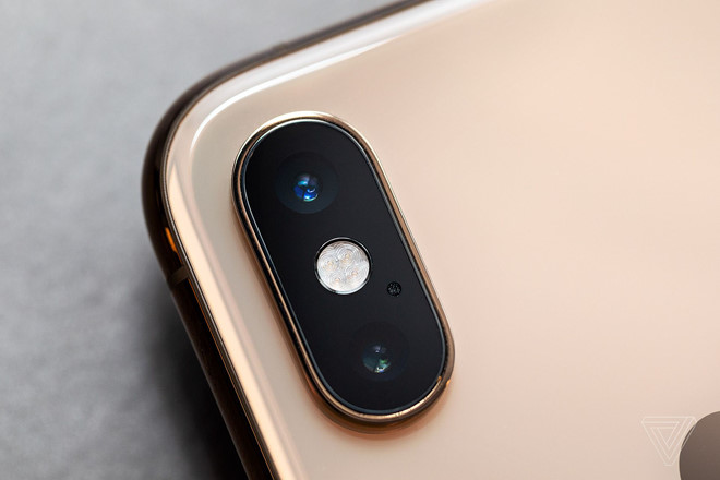 iPhone XS bất ngờ giảm gi&aacute; &lsquo;sốc&rsquo; tại thị trường Việt, người 13Win18 đa dạng khuyến mãi c&oacute; n&ecirc;n mua?