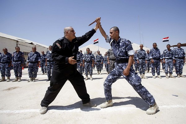Mỹ gia tăng &aacute;p lực l&ecirc;n khủng bố IS, tạo điều kiện cho Iraq phản c&ocirc;ng