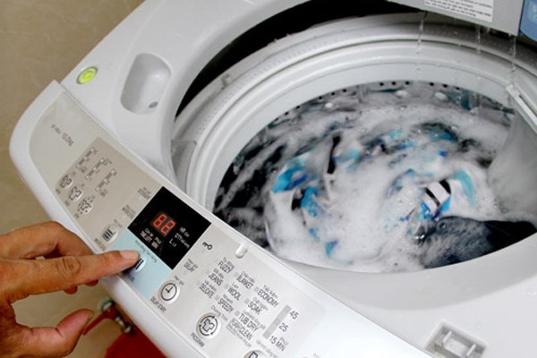 Điều chỉnh chế độ giặt ph&ugrave; hợp l&agrave; c&aacute;ch sử dụng m&aacute;y giặt hiệu quả