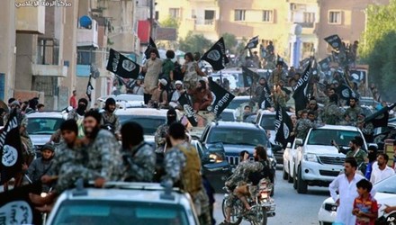 Phiến qu&acirc;n khủng bố IS ở Raqqa