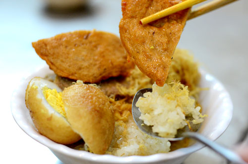 X&ocirc;i chả cua thơm ngon, ngọt đậm vị cua h&uacute;t kh&aacute;ch