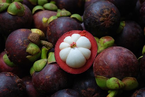 C&aacute;ch chọn măng cụt thơm ngon, bổ dưỡng cho cả nh&agrave; với c&aacute;c mẹo đơn giản 