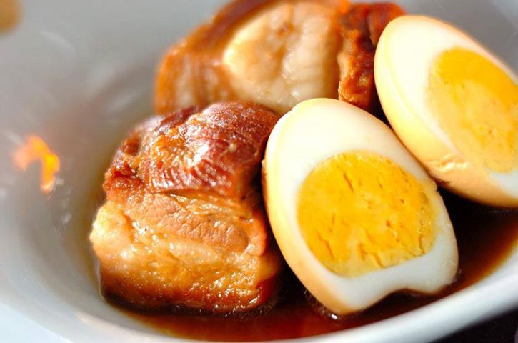 C&aacute;ch l&agrave;m thịt kho t&agrave;u thơm ngon, đ&uacute;ng chuẩn cho cả gia đ&igrave;nh v&agrave;o ng&agrave;y mưa