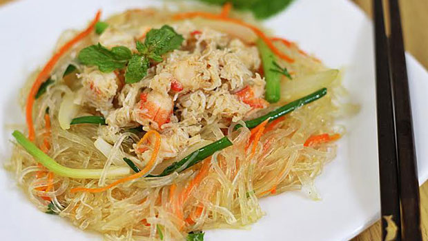 C&aacute;ch x&agrave;o miến kh&ocirc;ng b&iacute; d&iacute;nh cho m&oacute;n ăn th&ecirc;m hấp dẫn