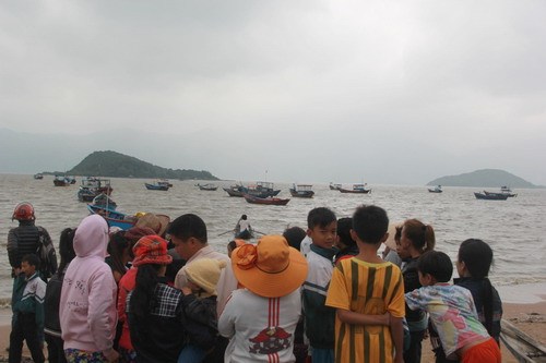 Tin tức mới cập nhật 24h ng&agrave;y 17/12: Người d&acirc;n th&ocirc;n Ngọc Di&ecirc;m ng&oacute;ng chờ tin về 2 người đang mất t&iacute;ch