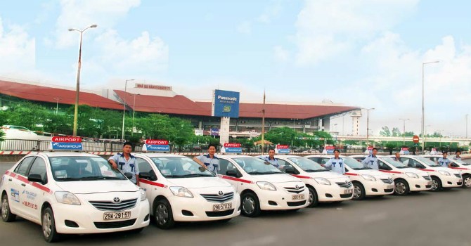 Gi&aacute; xăng dầu giảm n&ecirc;n h&agrave;ng loạt h&atilde;ng taxi giảm gi&aacute; cước l&agrave; một trong những tin tức mới cập nhật 24h h&ocirc;m nay