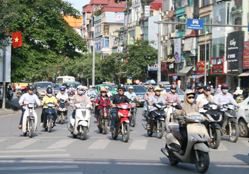 Dự b&aacute;o thời tiết ng&agrave;y mai 15/4/2015: Miền Bắc nắng hanh, đếm v&agrave; s&aacute;ng trời lạnh