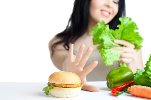Ăn nhiều rau m&agrave; loại bỏ c&aacute;c loại thịt cũng kh&ocirc;ng phải l&agrave; c&aacute;ch giảm c&acirc;n hiệu quả