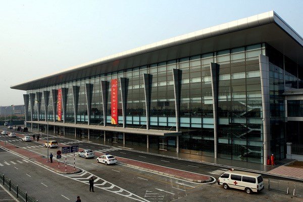 Tin tức mới cập nhật 24h ng&agrave;y 2/3/2015 đưa tin Vietnam Airlines đề xuất mua nh&agrave; ga T1 Nội B&agrave;i