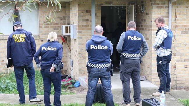 Cảnh s&aacute;t Australia tham gia v&agrave;o chiến dịch chống khủng bố ở Melbourne