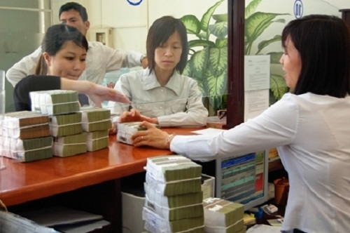 Tin tức mới cập nhật 24h ngày 6/3/2015 đưa tin Lãi suất trái phiếu 13Win18 tham gia cá cược các kỳ hạn dài tiếp tục giảm