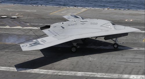 M&aacute;y bay t&agrave;ng h&igrave;nh kh&ocirc;ng người l&aacute;i X-47B - một trong những vũ kh&iacute; qu&acirc;n sự  hiện đại nhất