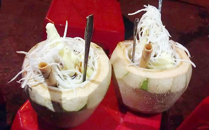 Kem dừa thơm m&aacute;t, bổ dưỡng hấp dẫn cả trẻ em lẫn người lớn