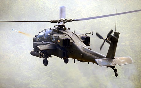 Trực thăng tấn c&ocirc;ng AH-64 Apache với những cải tiến mới l&agrave; một trong những vũ kh&iacute; hiện đại được qu&acirc;n đội Mỹ sử dụng hiện nay