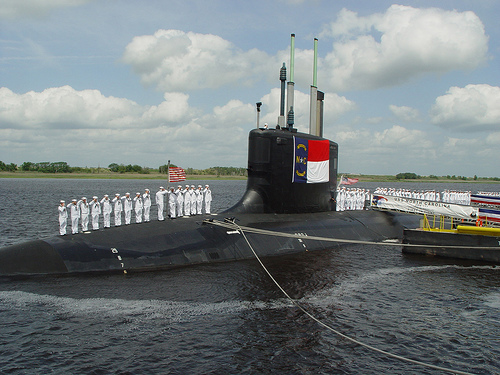 T&agrave;u ngầm hạt nh&acirc;n USS North Carolina (SSN-777) thế hệ mới Virginia