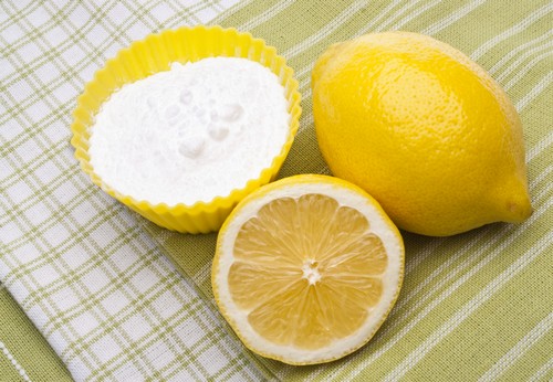 Kết hợp chanh với baking soda để tẩy trắng răng cực đơn giản