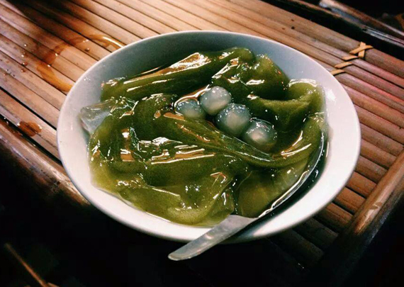 Thạch găng có hương vị ngon ngọt, thơm mát, giúp giải khát ngày hè Thạch găng có hương vị ngon ngọt, thơm mát, giúp giải khát ngày hè