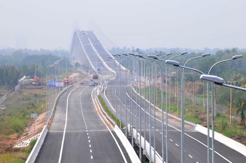 Ph&iacute; cao tốc TP.HCM - Long Th&agrave;nh - Dầu Gi&acirc;y qu&aacute; cao