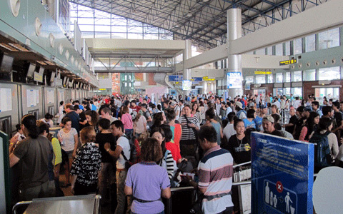 Kh&ocirc;ng được để chậm, hủy chuyến do sửa đường s&acirc;n bay T&acirc;n Sơn Nhất
