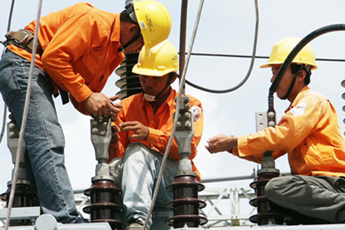 Điều chỉnh quy hoạch điện để khắc phục qu&aacute; tải