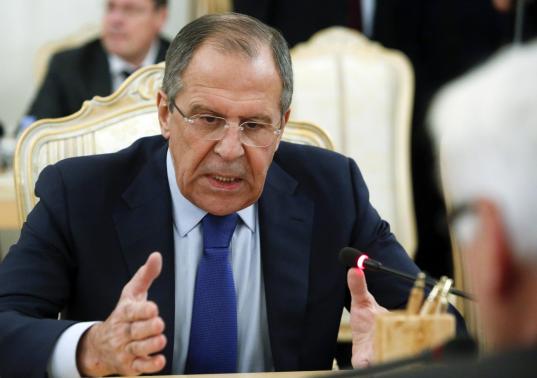 Tinh h&igrave;nh Ukraine: Ngoại trưởng Nga Sergei Lavrov ph&aacute;t biểu cho hạ viện ở M&aacute;txcơva.