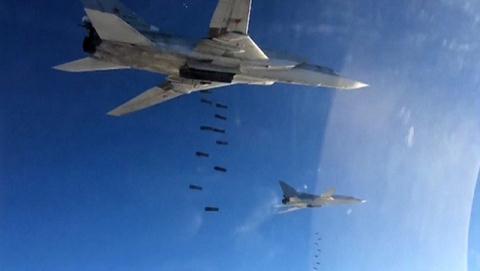 T&igrave;nh h&igrave;nh chiến sự Syria mới nhất ng&agrave;y 17/1/2016 đưa tin Syria mở đợt tấn c&ocirc;ng cắt đứt tiếp viện của IS