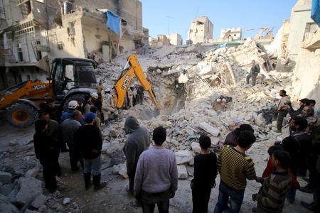 Tin tức về t&igrave;nh h&igrave;nh chiến sự Syria mới nhất ng&agrave;y 16/2/2016 cho biết Qu&acirc;n đội Syria &aacute;p s&aacute;t căn cứ Raqqa của IS