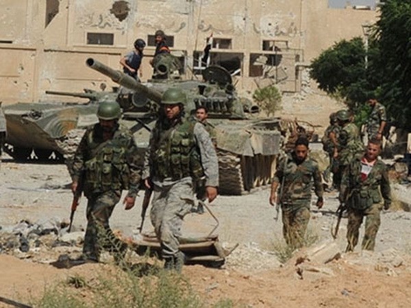 Tin tức về tình hình chiến sự Syria mới nhất ngày 24/3/2016 cho biết Syria giành lại quyền kiểm soát vùng ngoại ô Palmyra Tin tức về tình hình chiến sự Syria mới nhất ngày 24/3/2016 cho biết Syria giành lại quyền kiểm soát vùng ngoại ô Palmyra