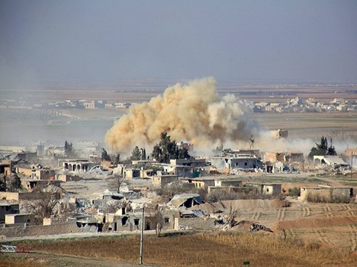 Tin tức về t&igrave;nh h&igrave;nh chiến sự Syria mới nhất ng&agrave;y 30/12/2015 cho biết Syria cắt đứt nhiều tuyến hậu cần của IS g&acirc;̀n bi&ecirc;n giới Th&ocirc;̉ Nhĩ Kỳ