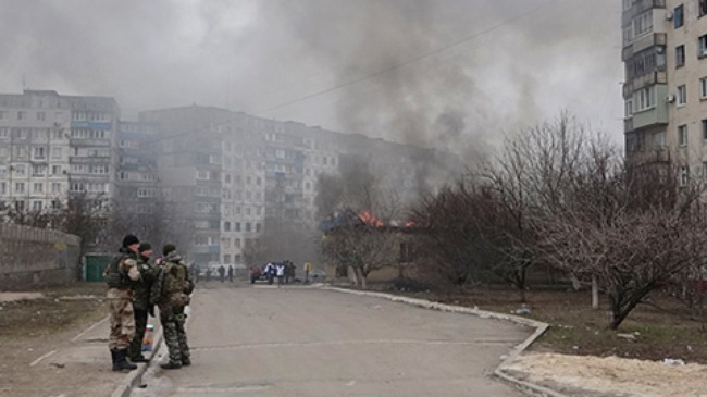 T&igrave;nh h&igrave;nh Ukraine mới nhất: Phe ly khai tiếp tục tấn c&ocirc;ng l&agrave;ng Shyrokyne gần th&agrave;nh phố cảng chiến lược Mariupol, Ukraine
