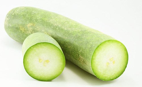 Kh&ocirc;ng chỉ l&agrave; m&oacute;n ăn bổ dưỡng, b&iacute; đao c&ograve;n hỗ trợ giảm c&acirc;n nhanh ch&oacute;ng