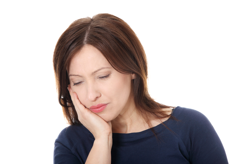 Những dấu hiệu của ung thư miệng như răng lung lay, kh&oacute; nhai, kh&oacute; nuốt...