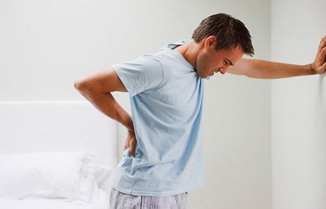 Đi tiểu khó khăn, tiểu đêm hay xuất hiện máu trong nước tiểu có thể là dấu hiệu của ung thư tuyến tiền liệt Đi tiểu khó khăn, tiểu đêm hay xuất hiện máu trong nước tiểu có thể là dấu hiệu của ung thư tuyến tiền liệt