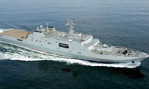 T&agrave;u đổ bộ Type 071 được coi l&agrave; vũ kh&iacute; qu&acirc;n sự h&agrave;ng đầu của Trung Quốc nhờ hệ thống trang bị khủng v&agrave; khả năng chống ngư l&ocirc;i cao cấp