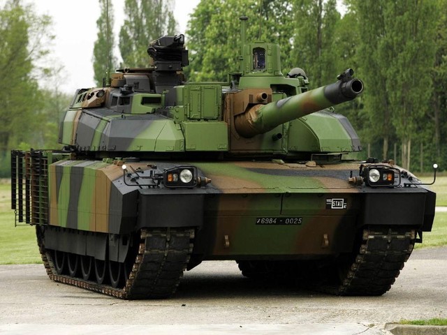 Xe tăng chiến đấu chủ lực AMX-56 Leclerc Mk 2 được cải tiến phần mềm v&agrave; hệ thống điều khiển động cơ