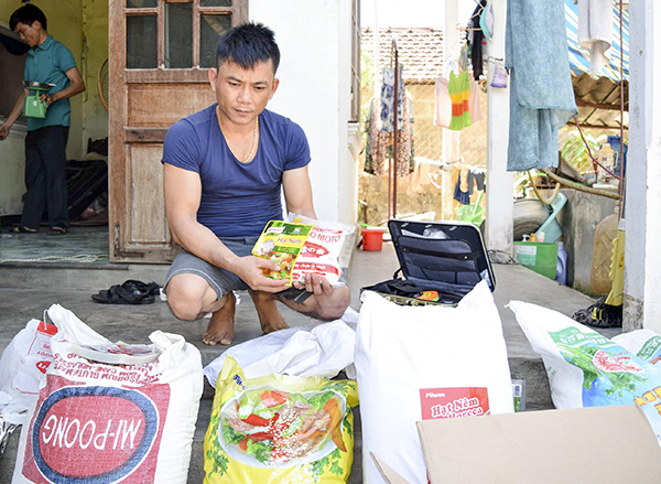 H&agrave;ng nh&aacute;i xuất xứ Trung Quốc l&agrave;m giả th&agrave;nh bột ngọt bị ph&aacute;t hiện
