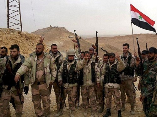 Binh sĩ qu&acirc;n đội Syria bắt giữ hàng chục kẻ đánh bom tự sát của IS, theo tin tức mới c&acirc;̣p nh&acirc;̣t v&ecirc;̀ tình hình chi&ecirc;́n sự Syria 