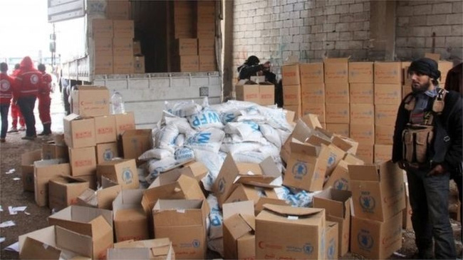 H&agrave;ng viện trợ nh&acirc;n đạo cho Syria hồi th&aacute;ng 2/2016, theo tình hình chi&ecirc;́n sự Syria mới c&acirc;̣p nh&acirc;̣t 