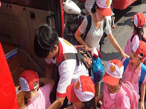 Tai nạn giao th&ocirc;ng ng&agrave;y 10/3: 8 xe m&aacute;y nằm la liệt, 5 người nhập viện