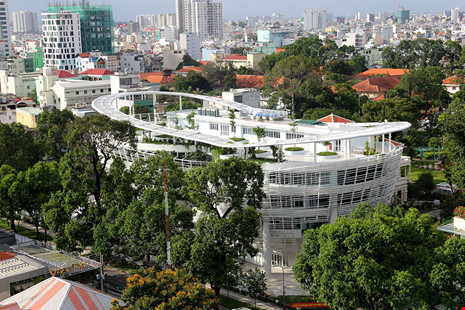 Nh&agrave; thiếu nhi khởi c&ocirc;ng từ th&aacute;ng 7-2015 do Th&agrave;nh Đo&agrave;n TP.HCM l&agrave;m chủ đầu tư. Ảnh: Ph&aacute;p luật TP.HCM 