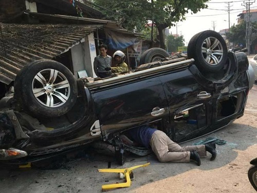 Tai nạn giao th&ocirc;ng ng&agrave;y 12/4: Li&ecirc;n tiếp 3 vụ tai nạn xe kh&aacute;ch, h&agrave;ng chục người thương vong