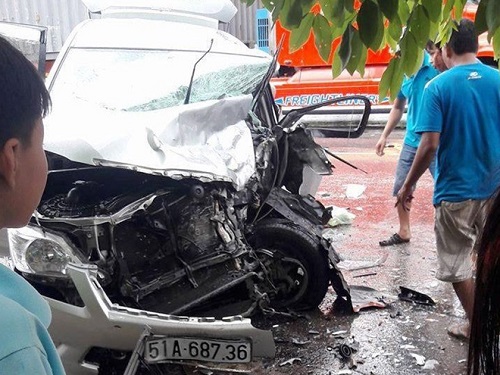 Tai nạn giao th&ocirc;ng mới nhất 24h qua ng&agrave;y 5/6/2017