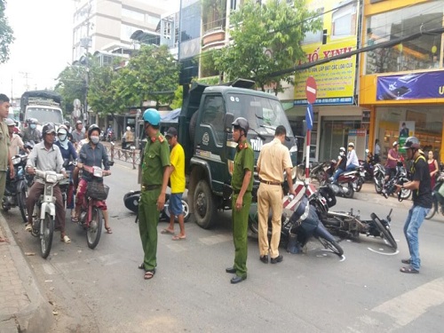 Tai nạn giao th&ocirc;ng mới nhất 24h qua ng&agrave;y 18/6/2017