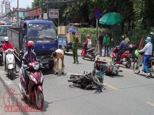 Tai nạn giao th&ocirc;ng mới nhất 24h qua ng&agrave;y 21/6/2017