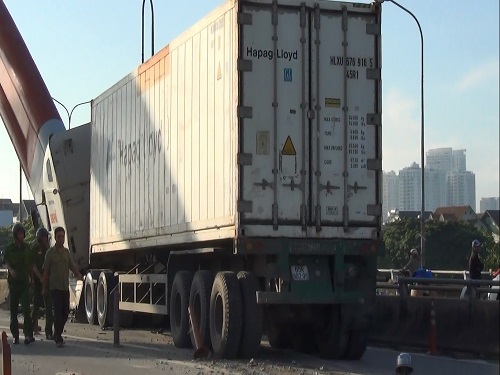 Tai nạn giao th&ocirc;ng mới nhất 24h qua ng&agrave;y 1/7/2017