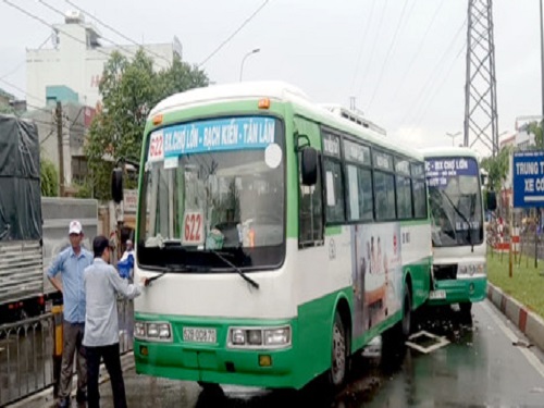 Tai nạn giao th&ocirc;ng mới nhất 24h qua ng&agrave;y 8/7/2017