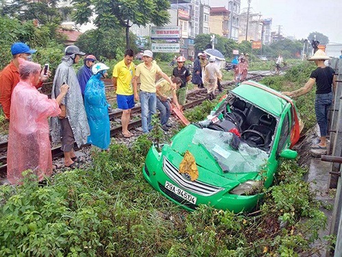 Tai nạn giao th&ocirc;ng mới nhất 24h qua ng&agrave;y 15/7/2017